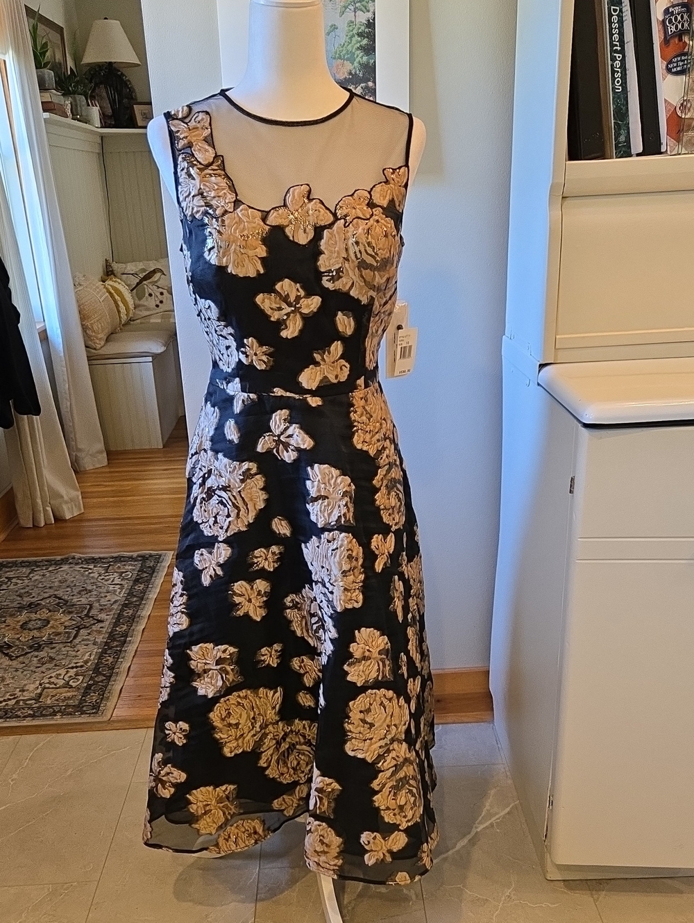 New Teri Jon Black/Gold Formal Dress Size 10